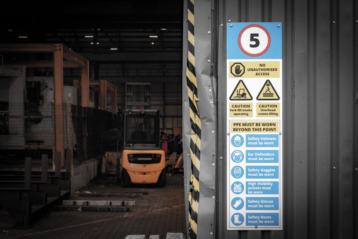 Which Safety Signs Should Your Facility Have?